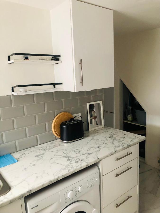 Charming Town Centre 3 Double Beds Home Free Parking Tonbridge Exterior foto